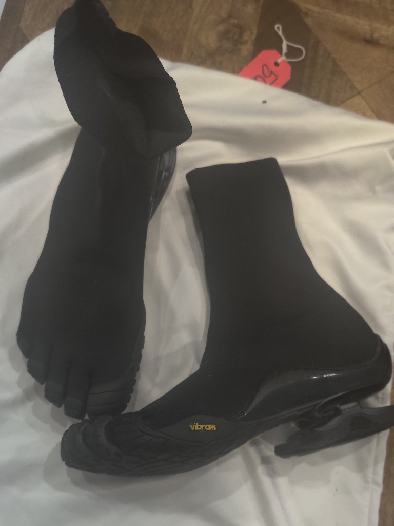 Balenciaga Five Finger Vibram Boots Size 43 Unisex 11m 13w $1598.00